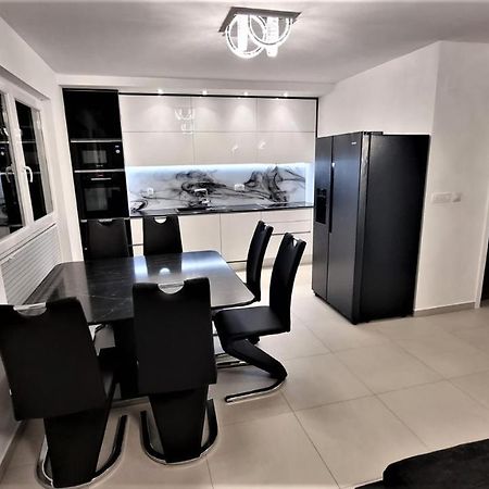 Bartol Luxury Apartments Krk Croatia, With Own Hot Tub - Whirlpool Krk Town Kültér fotó