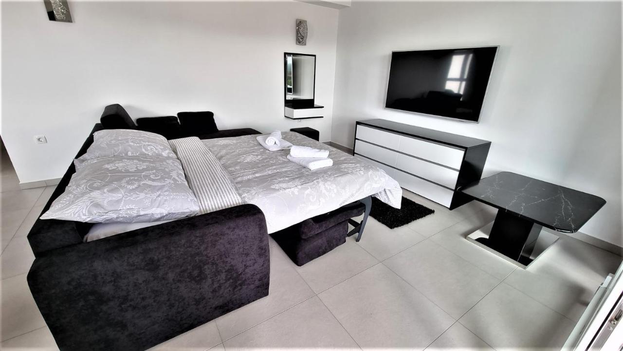 Bartol Luxury Apartments Krk Croatia, With Own Hot Tub - Whirlpool Krk Town Kültér fotó