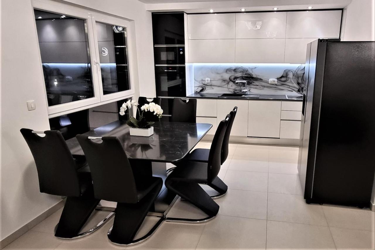 Bartol Luxury Apartments Krk Croatia, With Own Hot Tub - Whirlpool Krk Town Kültér fotó