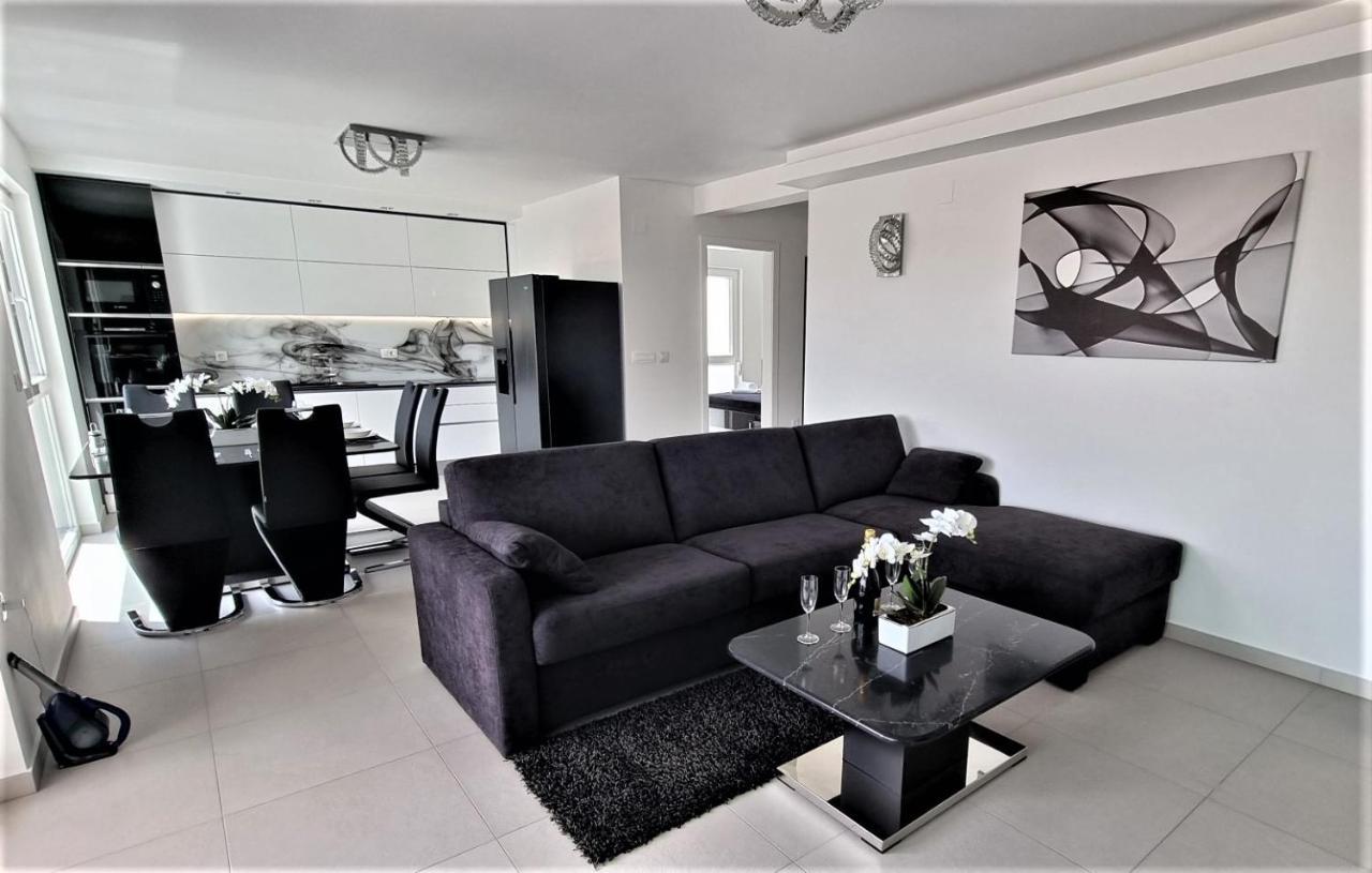 Bartol Luxury Apartments Krk Croatia, With Own Hot Tub - Whirlpool Krk Town Kültér fotó