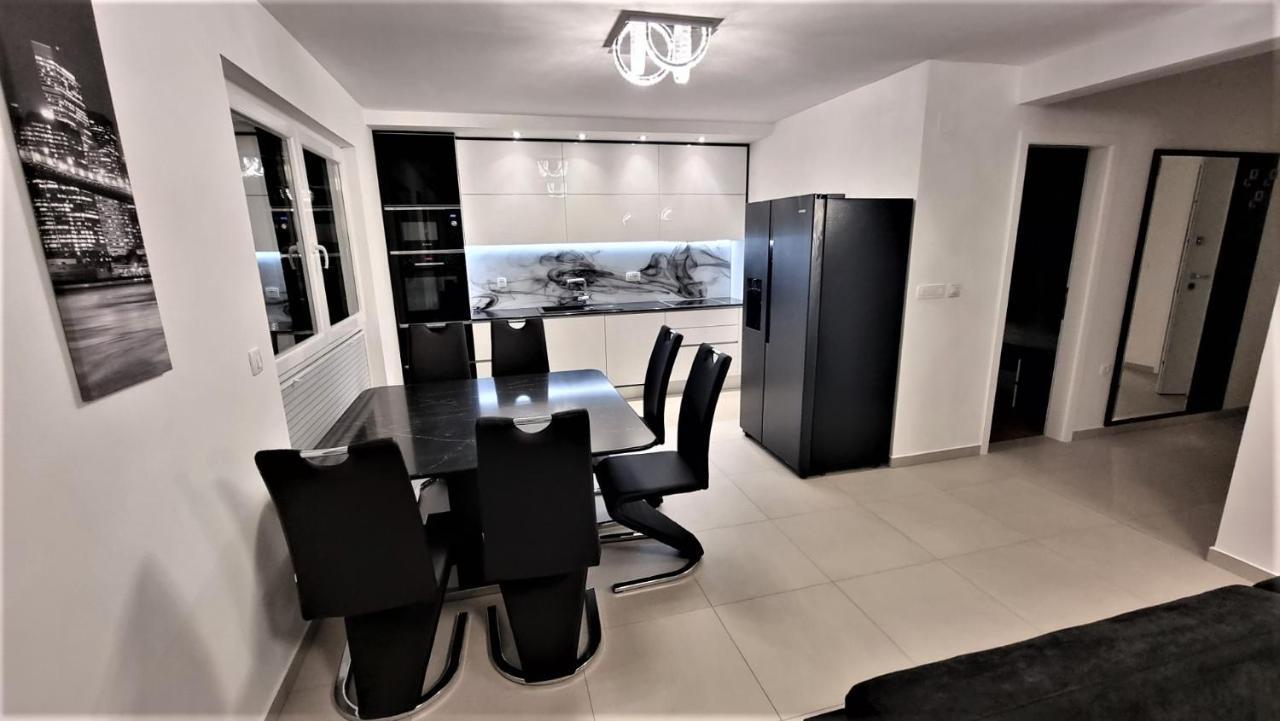 Bartol Luxury Apartments Krk Croatia, With Own Hot Tub - Whirlpool Krk Town Kültér fotó