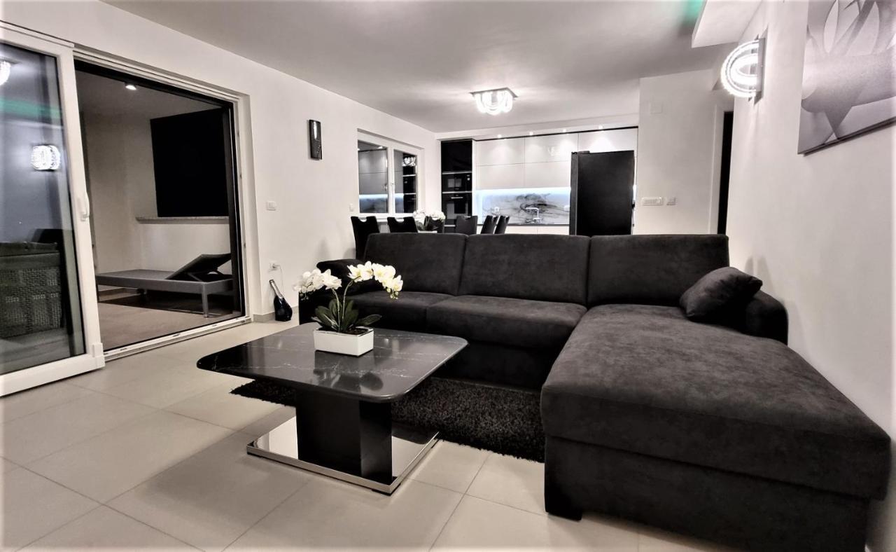 Bartol Luxury Apartments Krk Croatia, With Own Hot Tub - Whirlpool Krk Town Kültér fotó