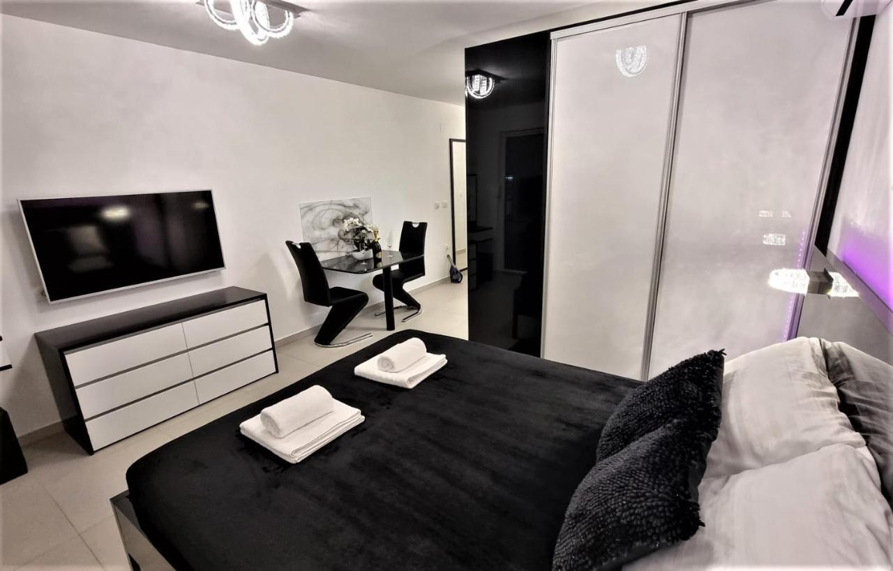 Bartol Luxury Apartments Krk Croatia, With Own Hot Tub - Whirlpool Krk Town Kültér fotó