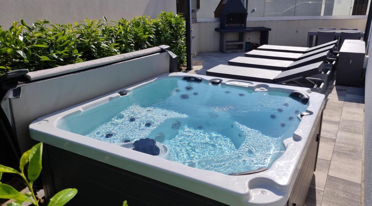 Bartol Luxury Apartments Krk Croatia, With Own Hot Tub - Whirlpool Krk Town Kültér fotó