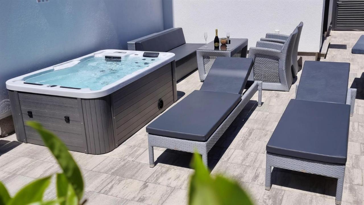 Bartol Luxury Apartments Krk Croatia, With Own Hot Tub - Whirlpool Krk Town Kültér fotó