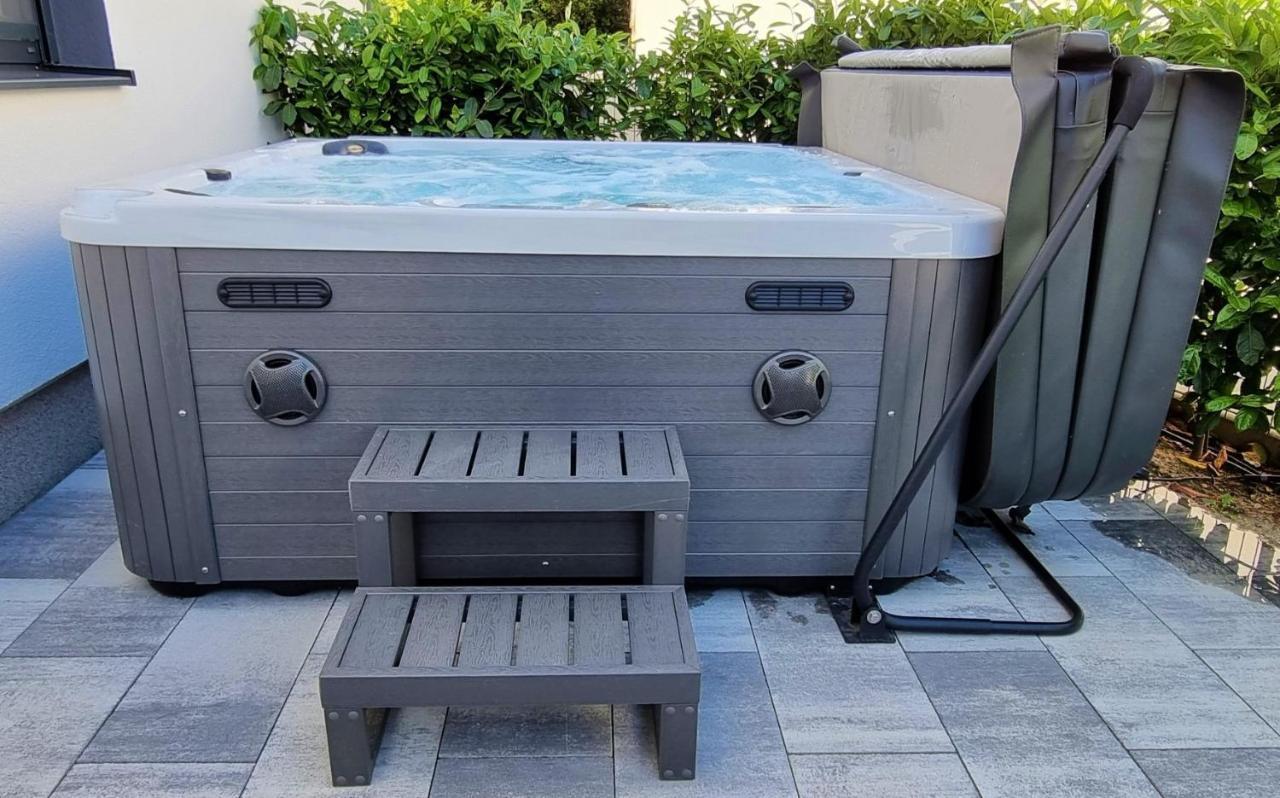 Bartol Luxury Apartments Krk Croatia, With Own Hot Tub - Whirlpool Krk Town Kültér fotó