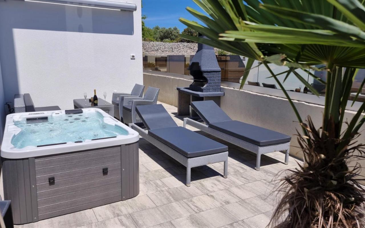 Bartol Luxury Apartments Krk Croatia, With Own Hot Tub - Whirlpool Krk Town Kültér fotó