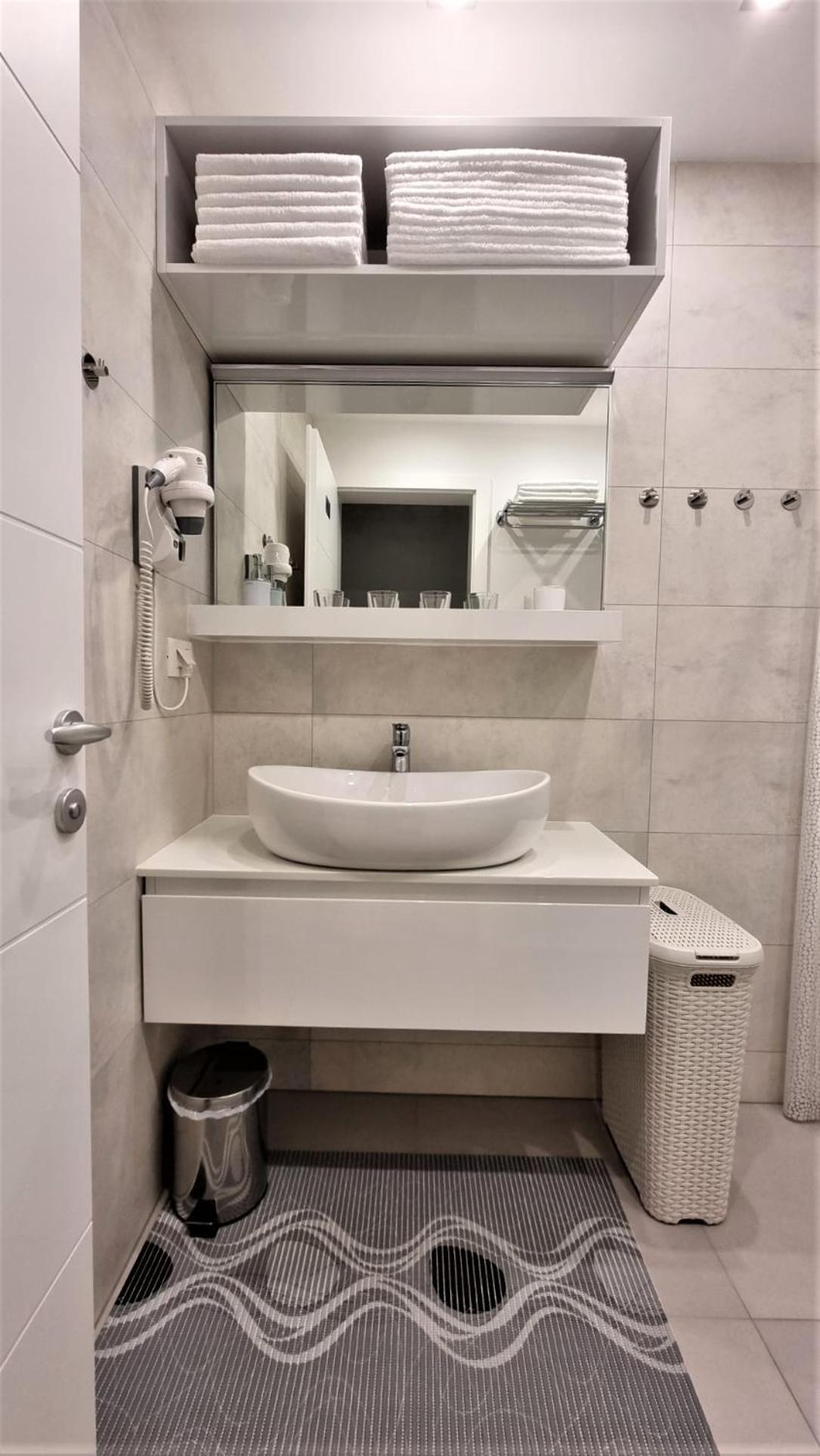 Bartol Luxury Apartments Krk Croatia, With Own Hot Tub - Whirlpool Krk Town Szoba fotó